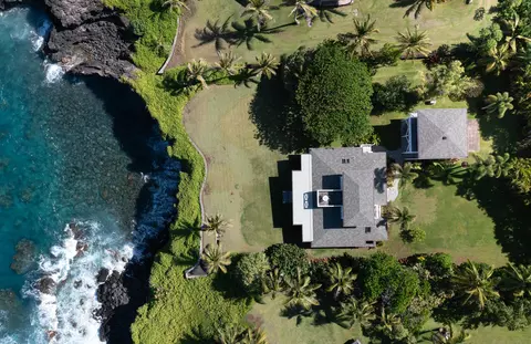 51 Kapohue Rd, Hana, HI 96713