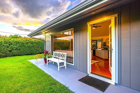 7 Hoolai St, Makawao, HI 96768