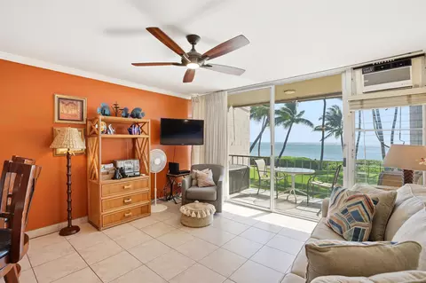 1310 Uluniu Rd #202, Kihei, HI 96753
