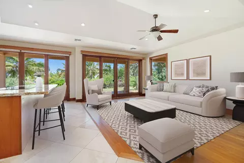 44 Lau Niu Way, Lahaina, HI 96761