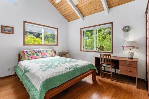 Bedroom - 630 Hoolawa Rd, Haiku, HI 96708 photo 4 of 5
