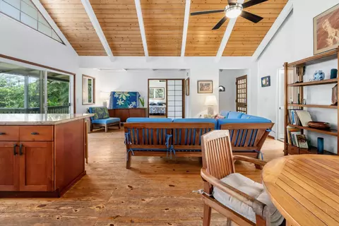Living - 630 Hoolawa Rd, Haiku, HI 96708 photo 5 of 5