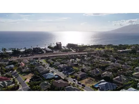 118 Hoolapa St, Kihei, HI 96753