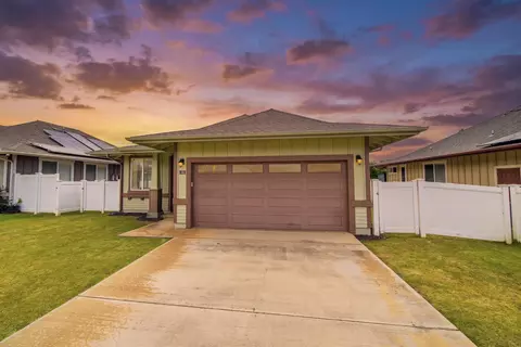 43 Hoku Puhipaka St, Kahului, HI 96732