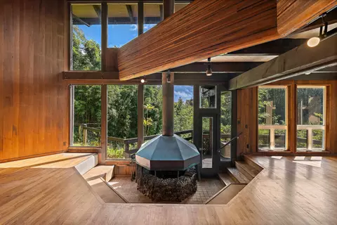 Living - 311 Awalau Rd, Haiku, HI 96708 photo 1 of 6