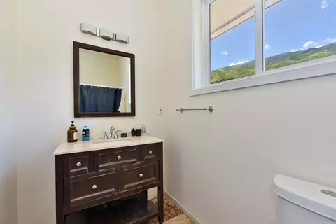Bath - 390 Punakea Loop #A, Lahaina, HI 96761 photo 6 of 7