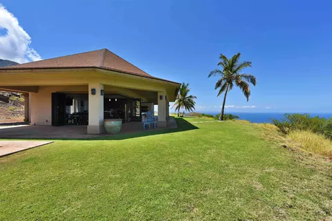Exterior - 390 Punakea Loop #A, Lahaina, HI 96761 photo 4 of 15