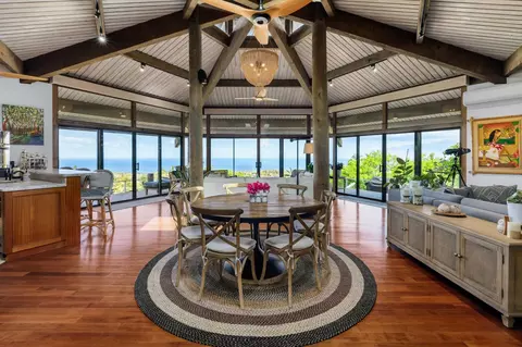 3264 Keha Dr, Kihei, HI 96753