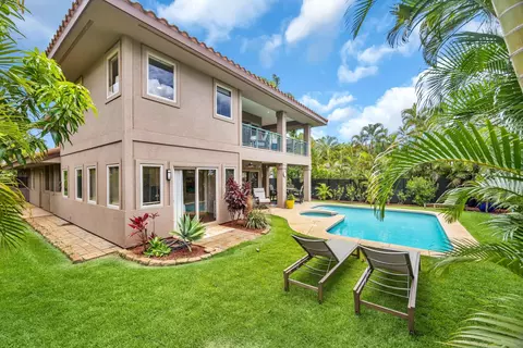 390 Pualoa Nani Pl, Kihei, HI 96753
