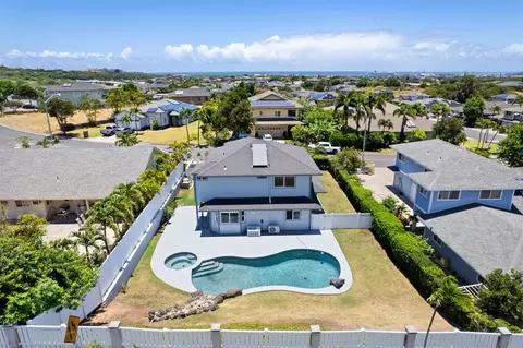 270 Puumakani St, Kahului, HI 96732