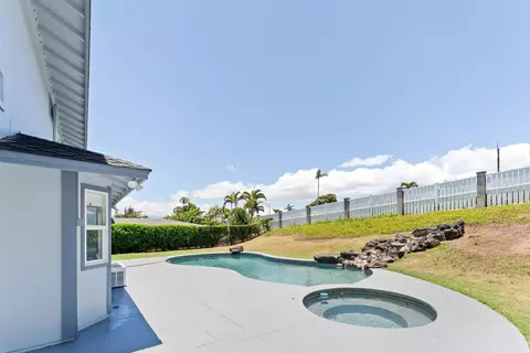 270 Puumakani St, Kahului, HI 96732