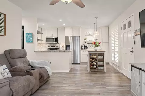 140 Uwapo Rd #58-204, Kihei, HI 96753
