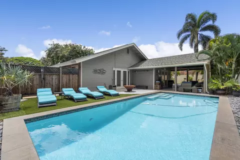828 Mahealani St, Kihei, HI 96753