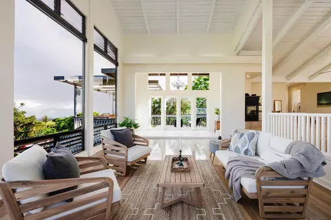 Living - 860 Holopuni Rd, Kula, HI 96790 photo 6 of 10