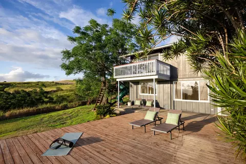 Exterior - 860 Holopuni Rd, Kula, HI 96790 photo 3 of 10