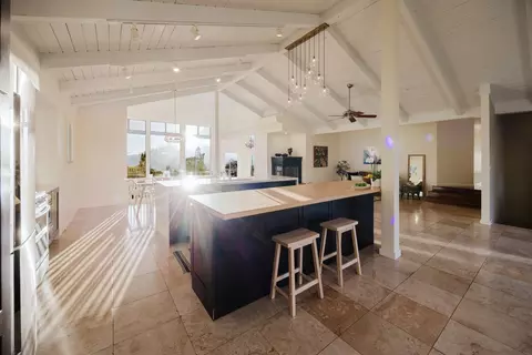 Kitchen - 860 Holopuni Rd, Kula, HI 96790 photo 3 of 3