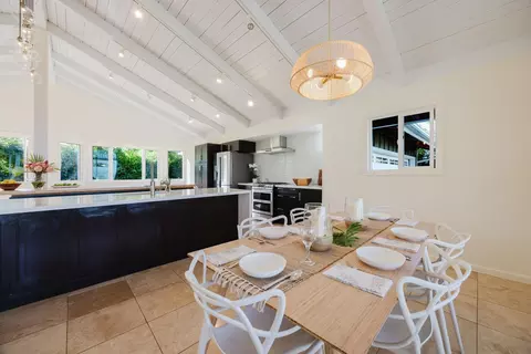 Dining - 860 Holopuni Rd, Kula, HI 96790 photo 2 of 3