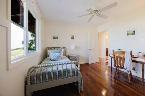 Bedroom - 860 Holopuni Rd, Kula, HI 96790 photo 4 of 6