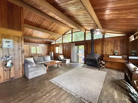 Living - 19 Alanui Pl, Kula, HI 96790 photo 1 of 4
