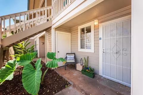 480 Kenolio Rd #2-104, Kihei, HI 96753