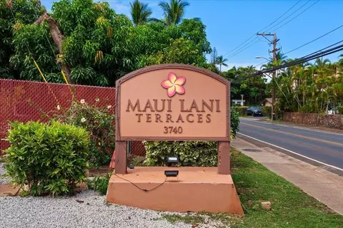 3740 Lower Honoapiilani Rd #D103, Lahaina, HI 96761
