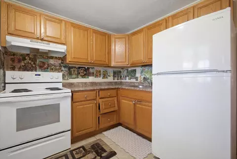 349 N Market St #A1, Wailuku, HI 96793