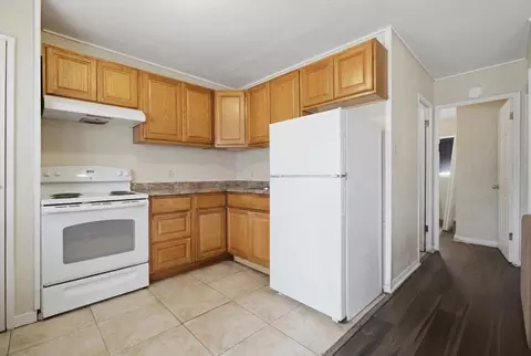 349 N Market St #A2, Wailuku, HI 96793