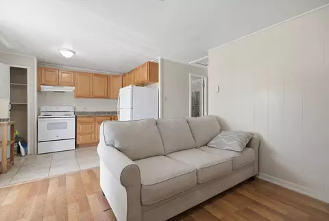 349 N Market St #A7, Wailuku, HI 96793