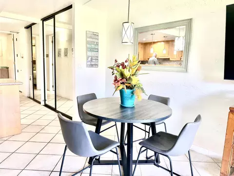 Dining - 3543 Lower Honoapiilani Rd #E-206, Lahaina, HI 96761 photo 1 of 1