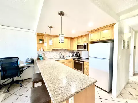 Kitchen - 3543 Lower Honoapiilani Rd #E-206, Lahaina, HI 96761 photo 2 of 4