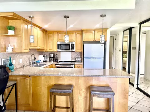 Kitchen - 3543 Lower Honoapiilani Rd #E-206, Lahaina, HI 96761 photo 1 of 4