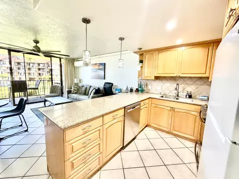 Kitchen - 3543 Lower Honoapiilani Rd #E-206, Lahaina, HI 96761 photo 3 of 4