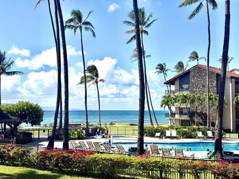 3543 Lower Honoapiilani Rd #E-206, Lahaina, HI 96761