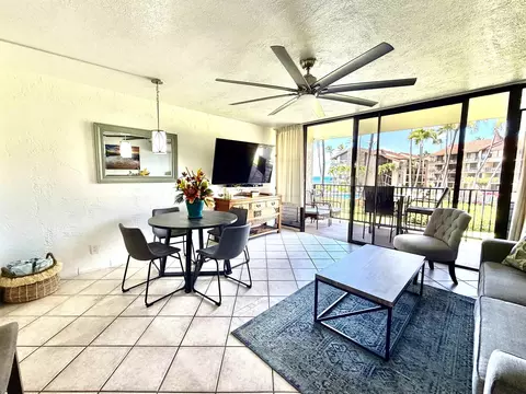 Living - 3543 Lower Honoapiilani Rd #E-206, Lahaina, HI 96761 photo 5 of 5