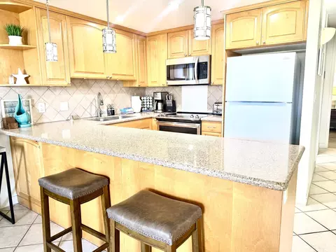 Kitchen - 3543 Lower Honoapiilani Rd #E-206, Lahaina, HI 96761 photo 4 of 4