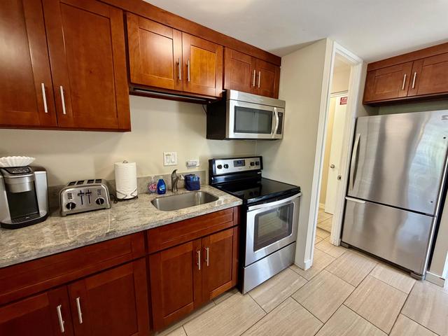 3785 Lower Honoapiilani Rd #401, Lahaina, HI 96761