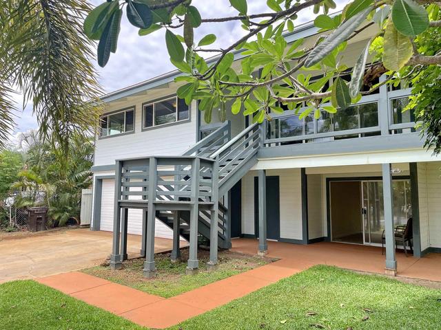 2735 Panepoo St, Kihei, HI 96753