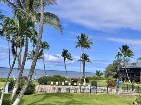 1000 Kamehameha V Hwy #227B, Kaunakakai, HI 96748
