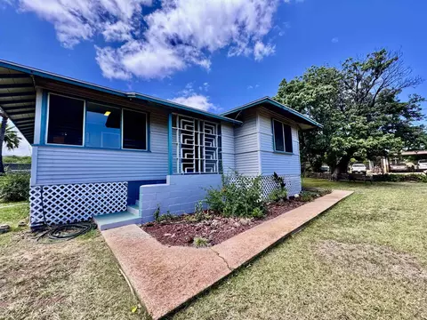 265 Aahi Pl, Kaunakakai, HI 96748