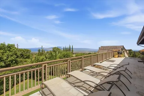 3697 Lower Kula Rd #4, Kula, HI 96790