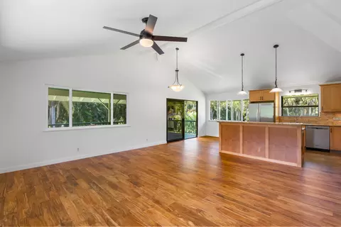 Living - 4345 Waha Pl, Haiku, HI 96708 photo 2 of 9