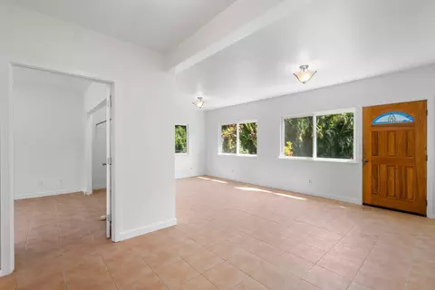 Living - 4345 Waha Pl, Haiku, HI 96708 photo 6 of 9