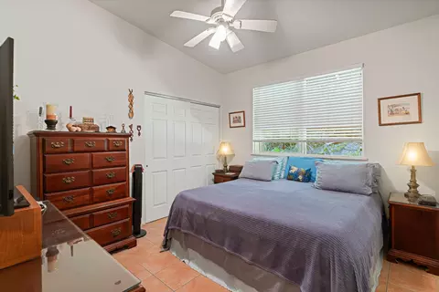 Bedroom - 4345 Waha Pl, Haiku, HI 96708 photo 5 of 5
