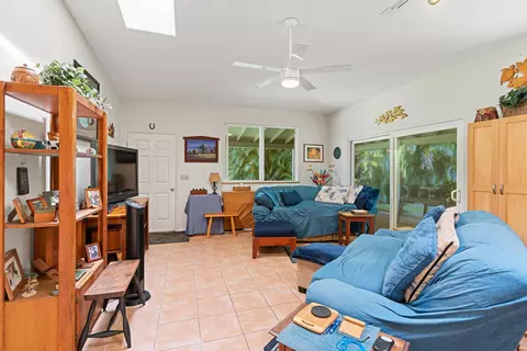Living - 4345 Waha Pl, Haiku, HI 96708 photo 8 of 9