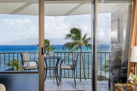 4327 Lower Honoapiilani Rd #705B, Lahaina, HI 96761