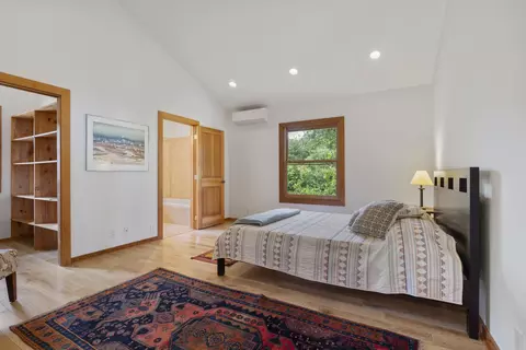 Bedroom - 68 Ka Dr, Kula, HI 96790 photo 3 of 8