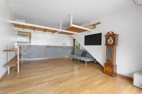 Living - 68 Ka Dr, Kula, HI 96790 photo 2 of 2