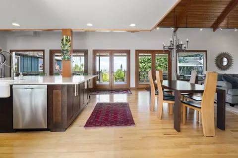Dining - 68 Ka Dr, Kula, HI 96790 photo 1 of 2