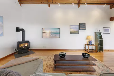 Living - 68 Ka Dr, Kula, HI 96790 photo 1 of 2