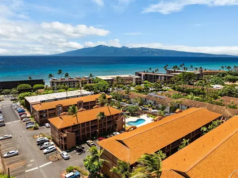 3740 Lower Honoapiilani Rd #C101, Lahaina, HI 96761